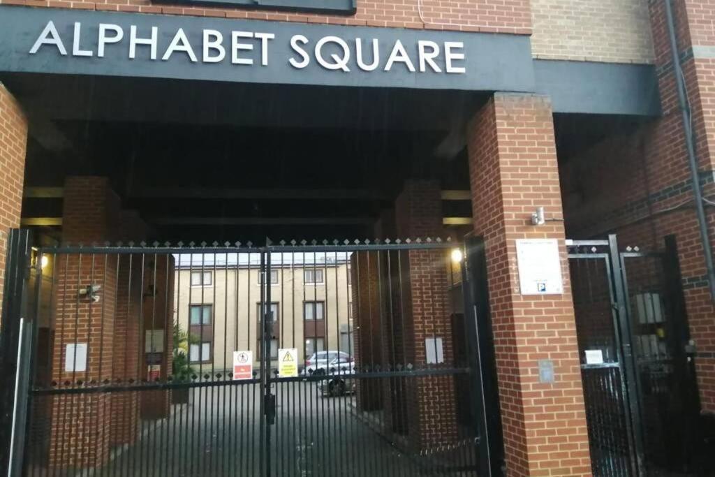 Alphabet Apartment London Exterior photo